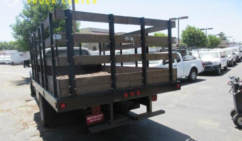 
								2012 Ford F550 XL Crew Cab ’12 Cama de gas de estaca full									