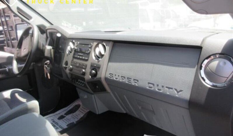 
								2012 Ford F550 XL Crew Cab ’12 Cama de gas de estaca full									