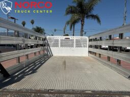 
										2012 Ford F-550 XL 12′ cama de estacas con puerta trasera (1600 LB) full									