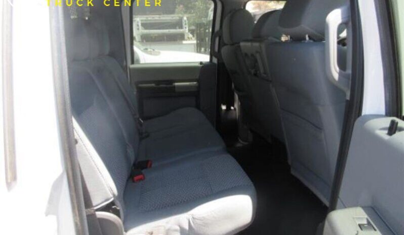 
								2012 Ford F550 XL Crew Cab ’12 Cama de gas de estaca full									