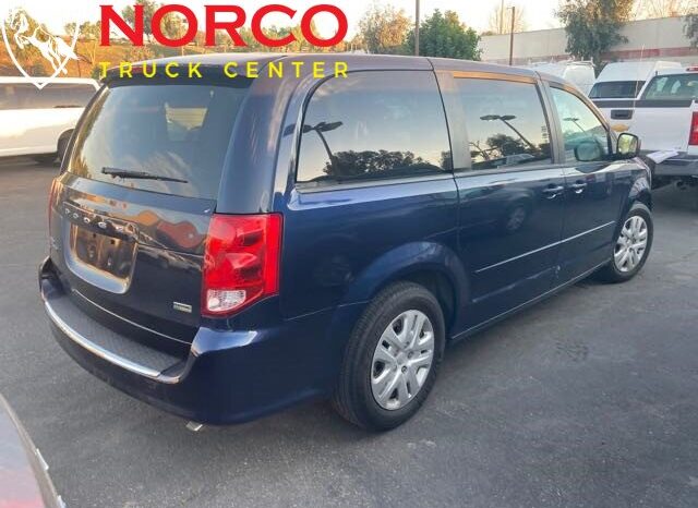 
								Dodge Grand Caravan SE 2016 full									