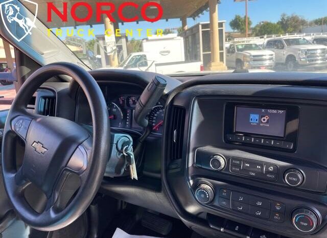 
								Camión de trabajo Chevrolet Silverado 3500HD 2015, VOLCADO full									