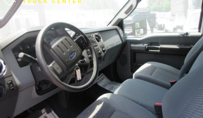 
								2012 Ford F550 XL Crew Cab ’12 Cama de gas de estaca full									