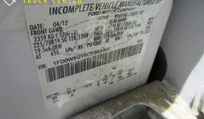 
								2012 Ford F550 XL Crew Cab ’12 Cama de gas de estaca full									