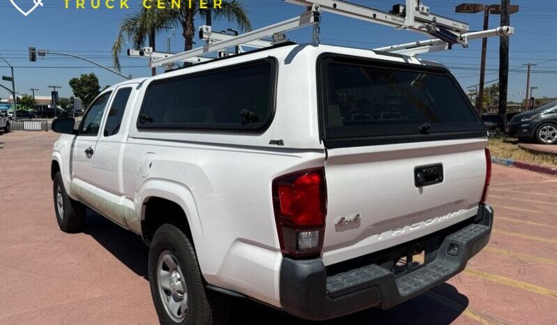 
								Toyota Tacoma SR 2019 .4×4 full									