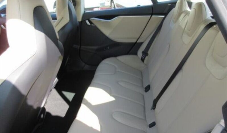 
								Rendimiento del Tesla Model S 2013 full									