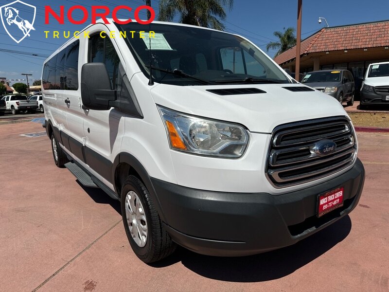 2016 Ford Transit T350 12 Pasajeros