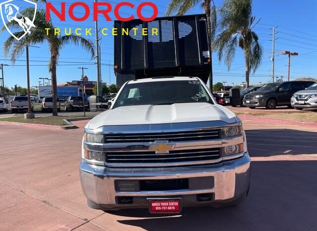 
								Camión de trabajo Chevrolet Silverado 3500HD 2015, VOLCADO full									