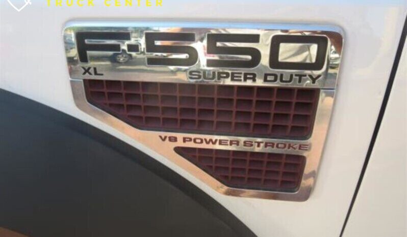 
								2008 Ford F-550 XL Cabina extendida full									