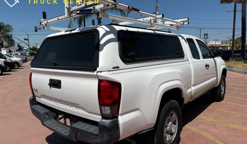 
								Toyota Tacoma SR 2019 .4×4 full									