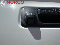 
										Toyota Tacoma SR 2019 .4×4 full									