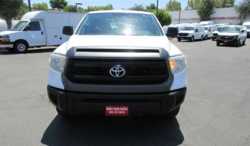 
								Toyota Tundra SR 2016 full									