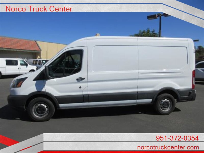 2016 Ford Transit T150 Techo mediano