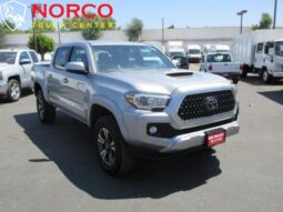 
										2018 Toyota Tacoma SR5 V6 CC,SB full									