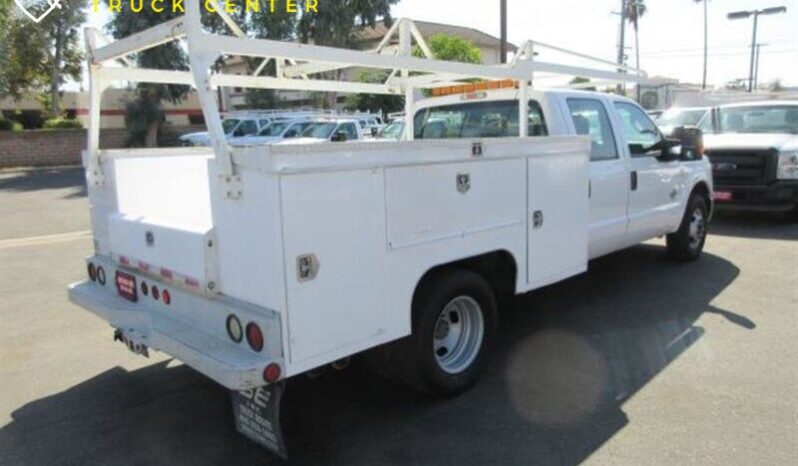
								2015 Ford F-350 Super Duty XL, CAMA DE UTILIDAD full									