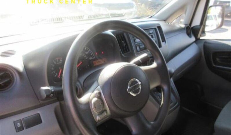 
								Nissan NV 200 2015 full									