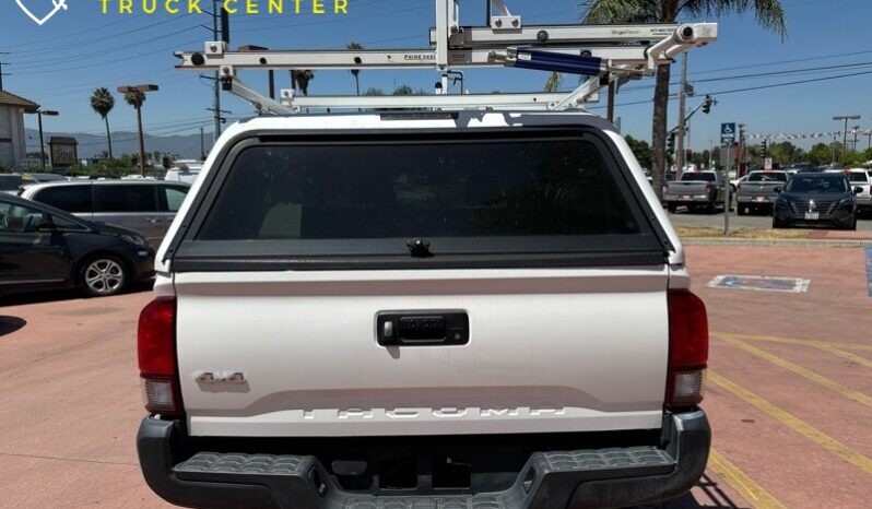 
								Toyota Tacoma SR 2019 .4×4 full									