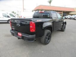 
										2016 Chevrolet Colorado Z71 5′ cama full									