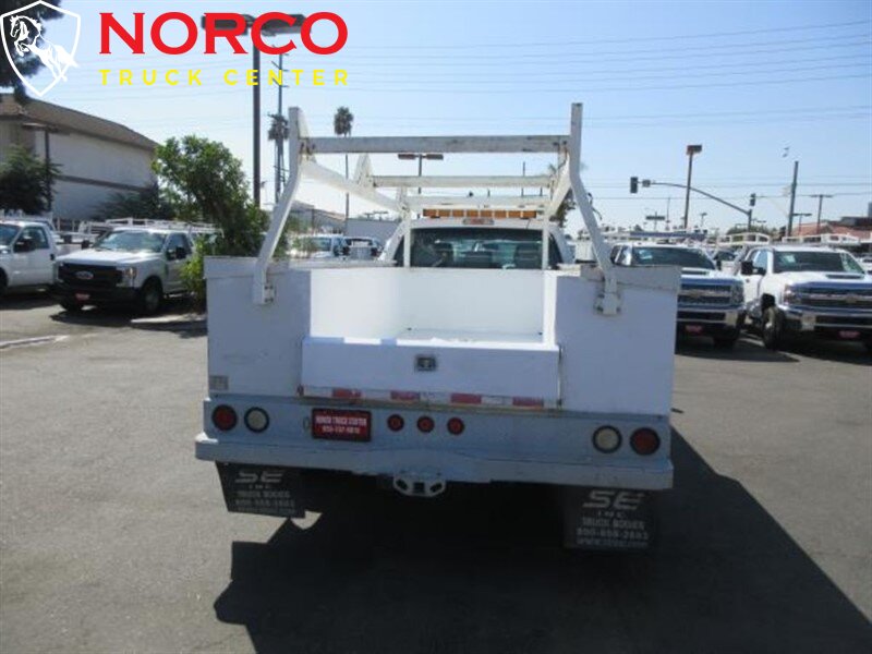 2015 Ford F-350 Super Duty XL, CAMA DE UTILIDAD