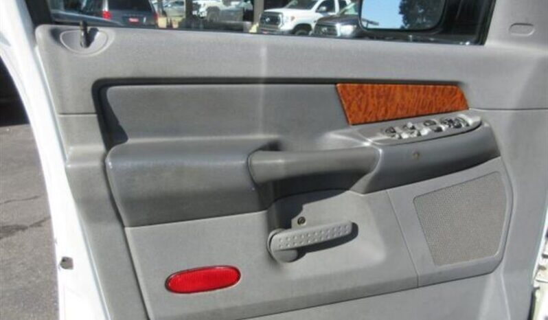 
								2006 Dodge Ram 2500 ST full									