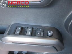 
										2018 Toyota Tacoma SR5 V6 CC,SB full									