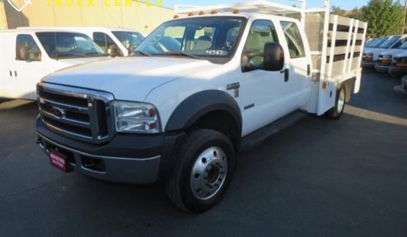 
								Ford F550 XLT 2006 full									