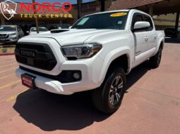 
										Toyota Tacoma SR5 V6 2018 full									