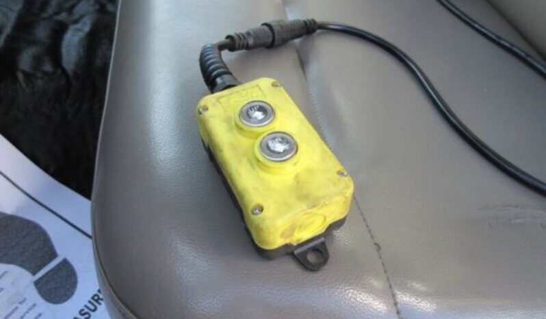 
								2008 Ford F-450 Cabina regular full									