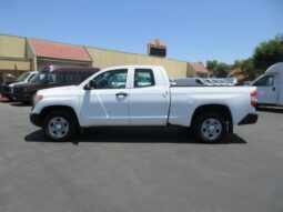 
										Toyota Tundra SR 2016 full									