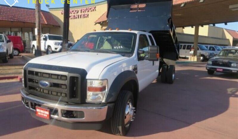
								2008 Ford F-550 XL Cabina extendida full									