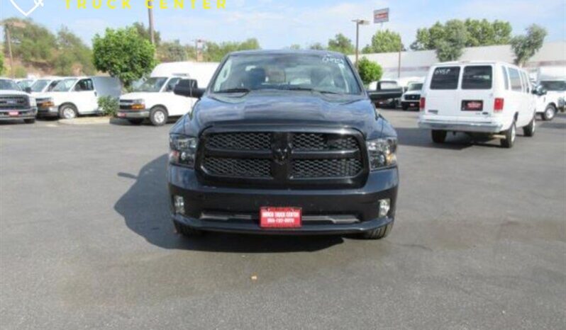 
								RAM 1500 Tradesman 2017 full									