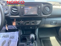 
										Toyota Tacoma SR 2019 .4×4 full									