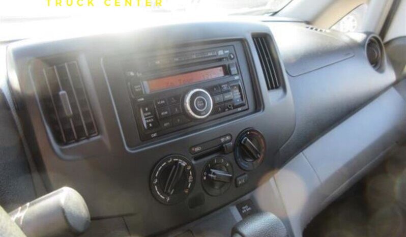 
								Nissan NV 200 2015 full									