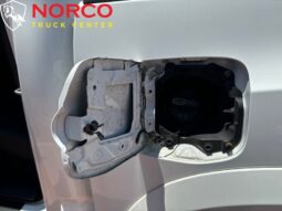 
										Toyota Tacoma SR5 V6 2018 full									