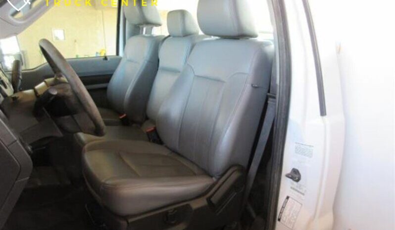 
								Cama de Utilidad de Cabina Regular Ford F-450 2011 full									