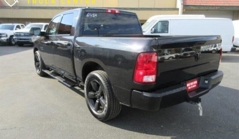 
								RAM 1500 Tradesman 2017 full									