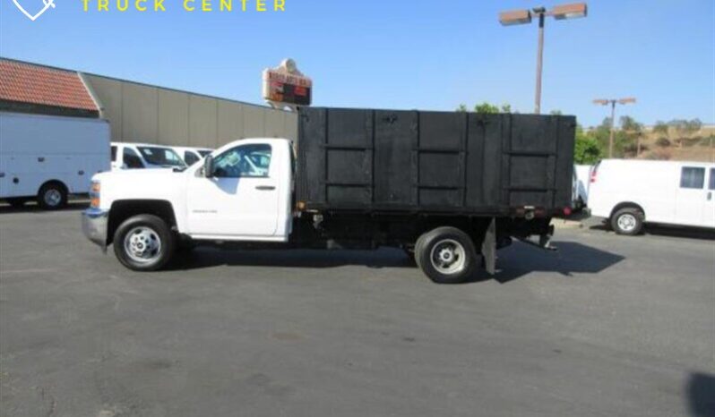 
								Camión de trabajo Chevrolet Silverado 3500HD 2015, VOLCADO full									