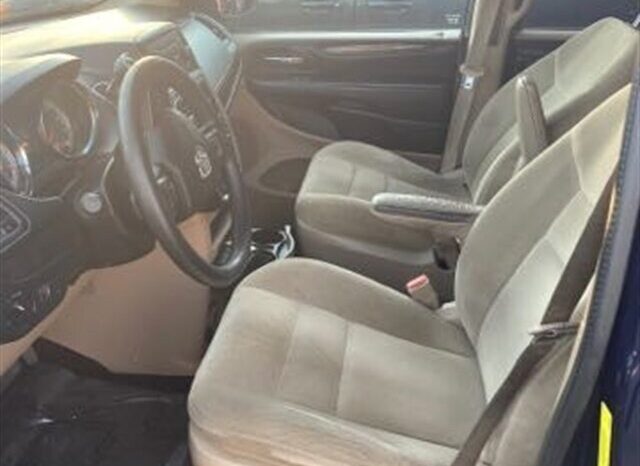 
								Dodge Grand Caravan SE 2016 full									