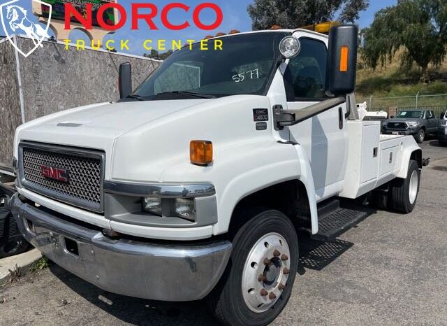 
								2006 GMC C5500 Camión de Remolque de Cabina Regular Diesel full									