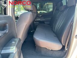 
										Toyota Tacoma SR5 V6 2018 full									
