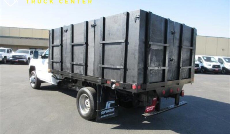 
								Camión de trabajo Chevrolet Silverado 3500HD 2015, VOLCADO full									