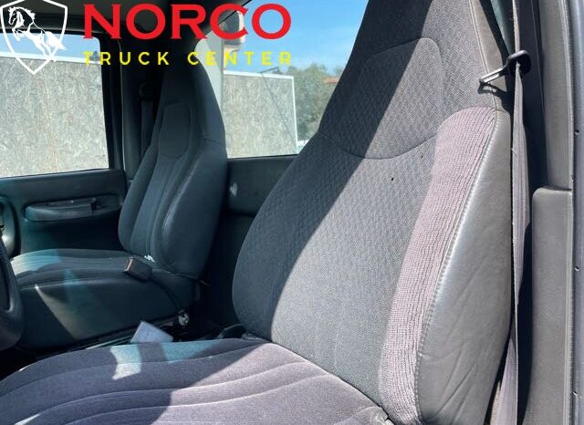 
								2006 GMC C5500 Camión de Remolque de Cabina Regular Diesel full									