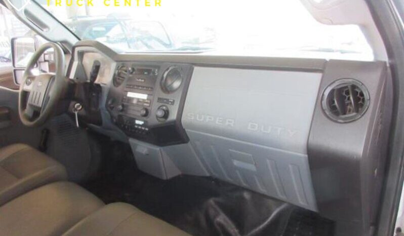 
								Cama de Utilidad de Cabina Regular Ford F-450 2011 full									