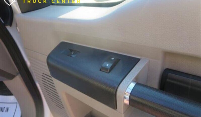 
								2008 Ford F-550 XL Cabina extendida full									