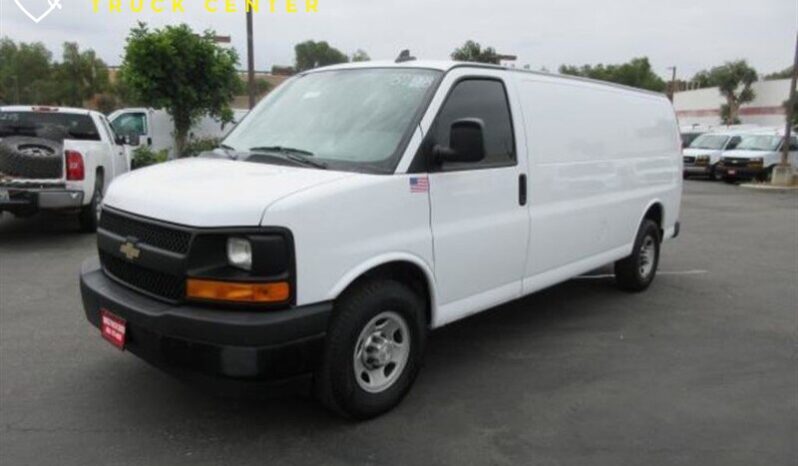 
								2017 Chevrolet Express 2500 G2500 Carga extendida con estantes full									