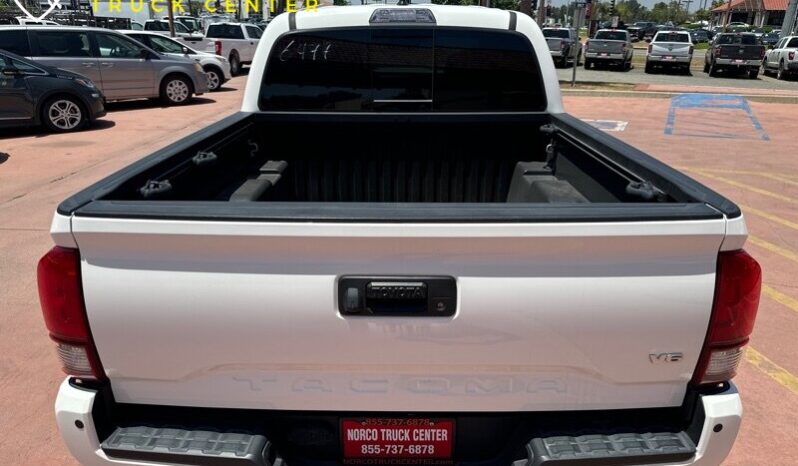 
								Toyota Tacoma SR5 V6 2018 full									