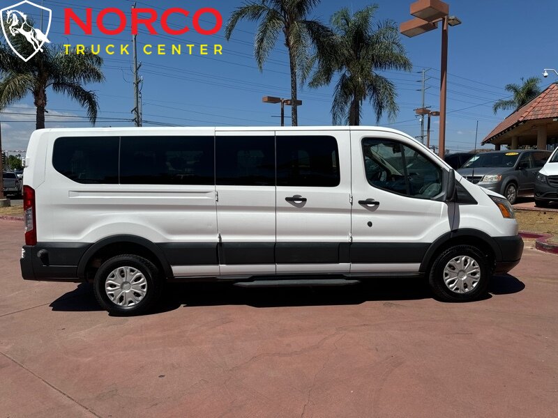 2016 Ford Transit T350 12 Pasajeros